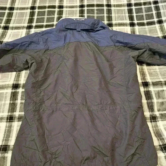 Columbia women's XL blue and gray weather proof outer coat, no liner - Picture 4 of 12